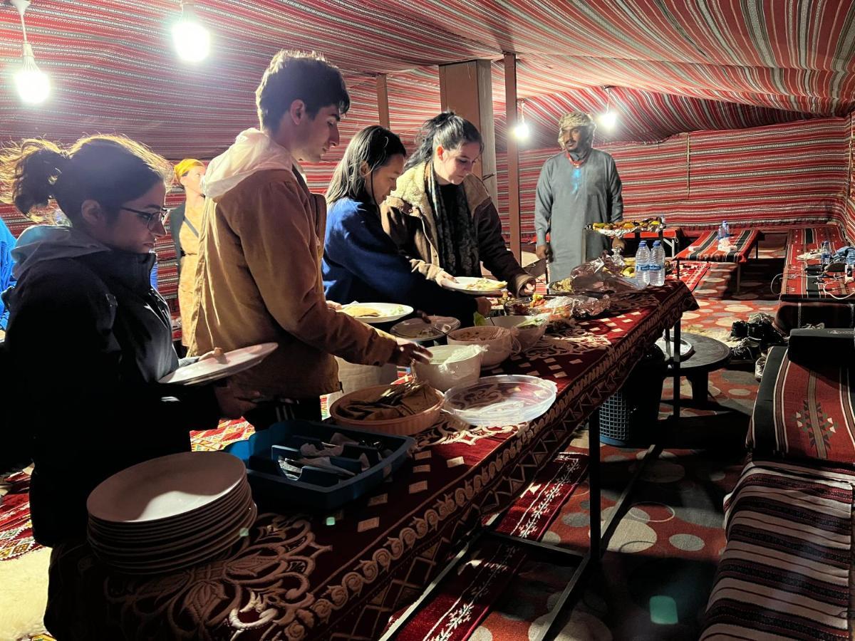 Joy To Wadi Rum Ngoại thất bức ảnh