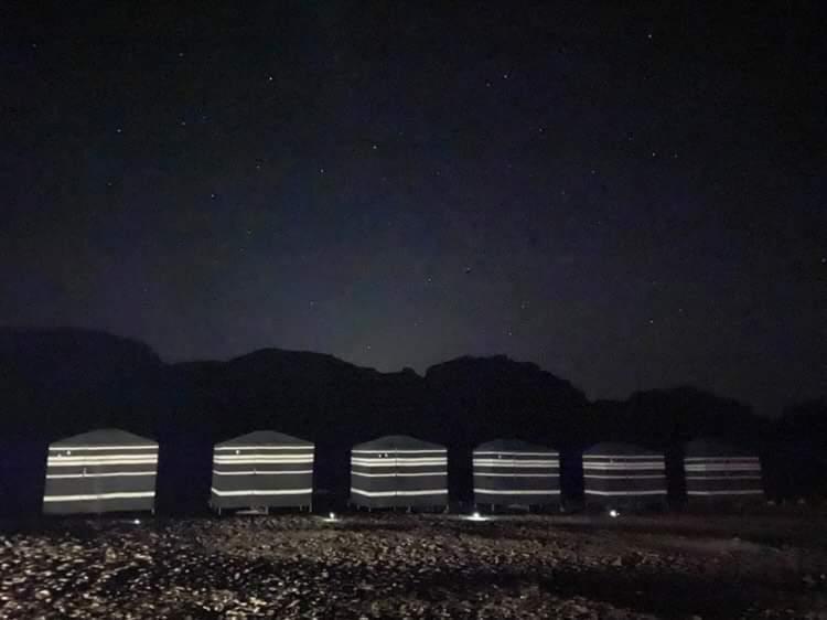 Joy To Wadi Rum Ngoại thất bức ảnh