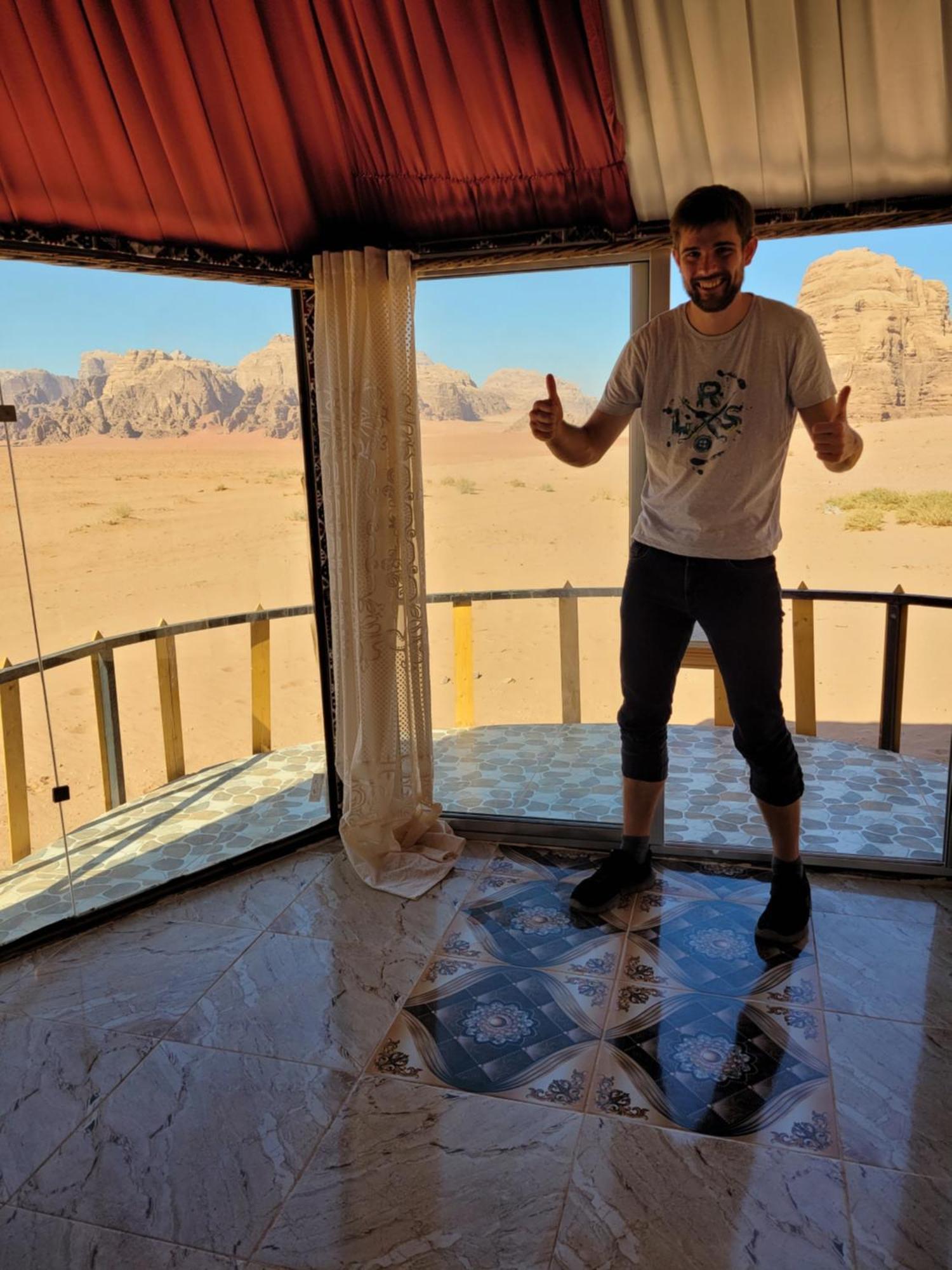 Joy To Wadi Rum Ngoại thất bức ảnh