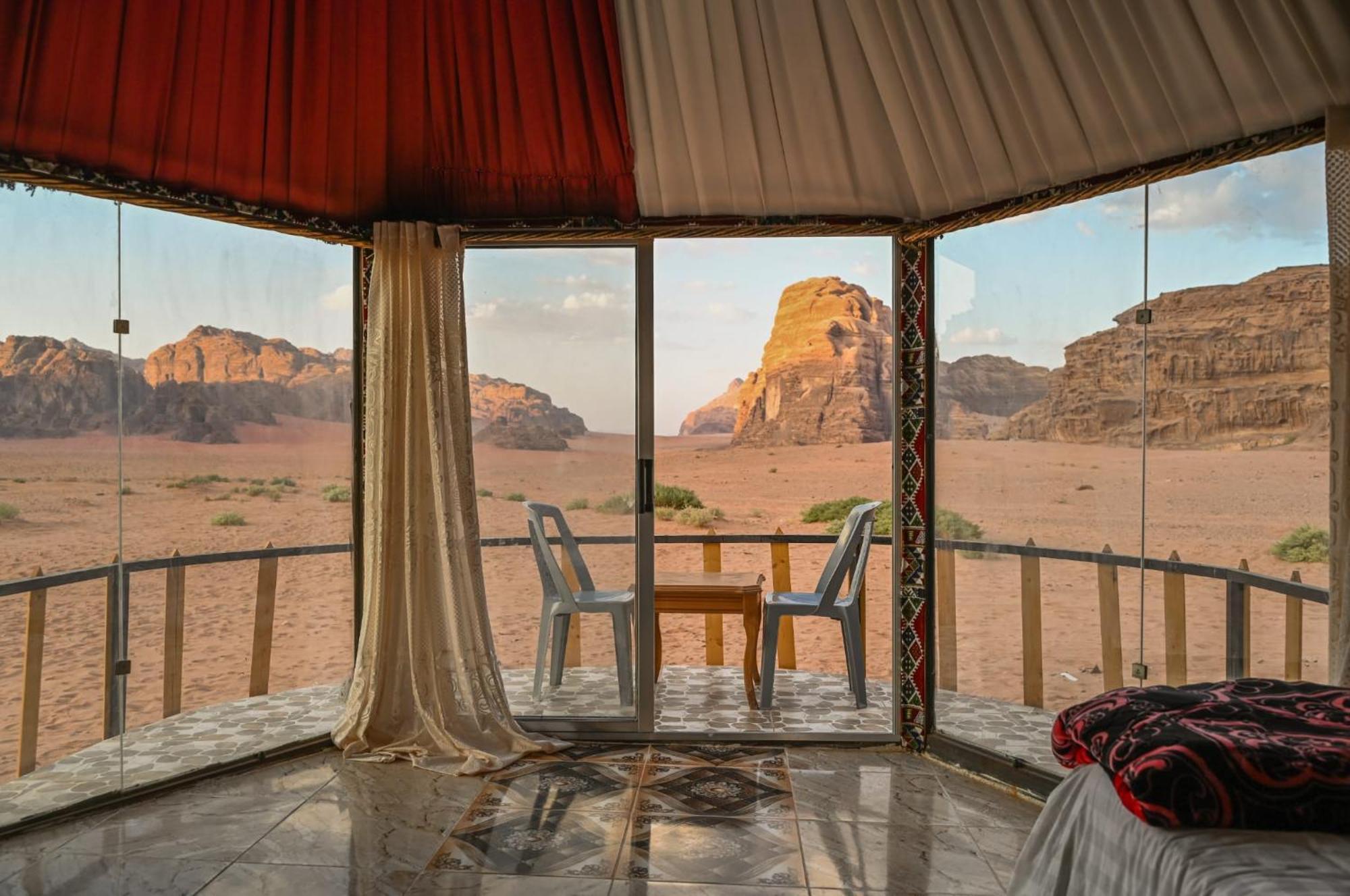 Joy To Wadi Rum Ngoại thất bức ảnh