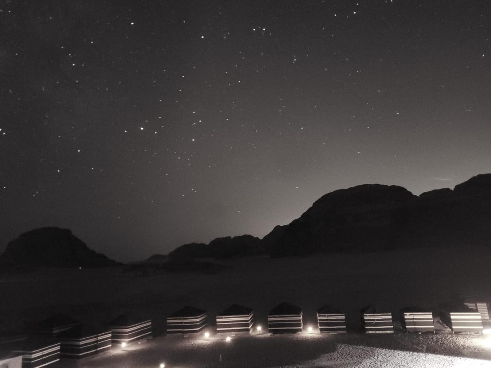 Joy To Wadi Rum Ngoại thất bức ảnh