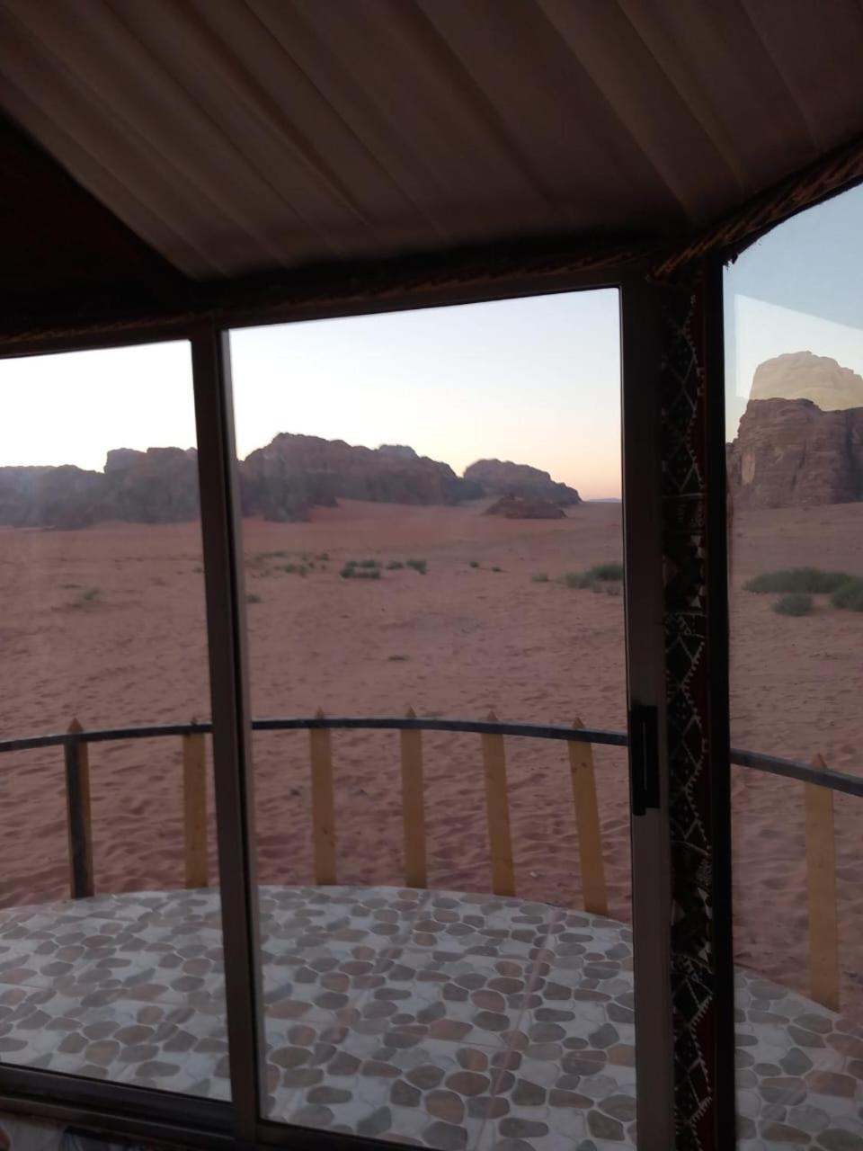 Joy To Wadi Rum Ngoại thất bức ảnh